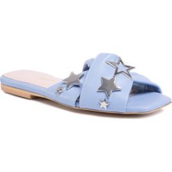 Klapki L37 - Fireworks S32 Blue. Niebieskie klapki damskie L37, bez wzorów, ze skóry, bez obcasa. W wyprzedaży za 449,00 zł.