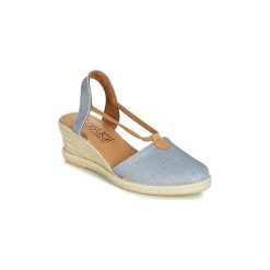 Sandały Casual Attitude JALAYIGE. Niebieskie espadryle damskie Casual Attitude, bez wzorów, casualowe, bez obcasa, bez zapięcia. Za 126,70 zł.