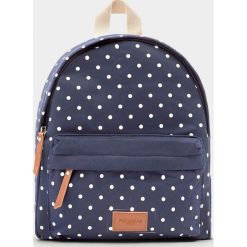 Granatowy plecak w groszki. Zielone plecaki damskie Pull&Bear, w grochy. Za 49,90 zł.