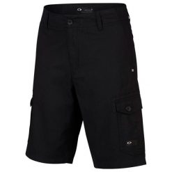 Oakley Spodenki Foundation Cargo Blackout 33. Czarne spodenki sportowe męskie marki Oakley, m, bez wzorów, z bawełny, sportowe. W wyprzedaży za 179,00 zł.