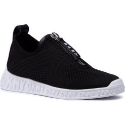 Sneakersy DKNY - Melissa K1066553 Black. Czarne półbuty damskie DKNY, na co dzień, bez wzorów, ze skóry ekologicznej, bez obcasa, na płaskiej podeszwie, bez zapięcia. Za 499,00 zł.