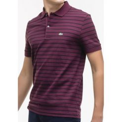 Koszulka polo w kolorze bordowym ze wzorem. Czerwone koszulki męskie Lacoste, s, w paski, z bawełny, klasyczne, bez rękawów. W wyprzedaży za 259,95 zł.