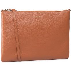 Torebka COCCINELLE - FV3 Mini Bag E5 FV3 55F4 07 Lea Tan W09. Pomarańczowe kopertówki damskie Coccinelle, bez wzorów, ze skóry, bez dodatków. Za 599,00 zł.