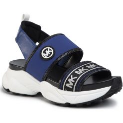 Sandały MICHAEL MICHAEL KORS - Rooney Sandal 40R0ROFA2D Sapphire. Niebieskie klapki damskie MICHAEL Michael Kors, bez wzorów, ze skóry ekologicznej, bez obcasa. Za 669,00 zł.