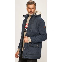 Pepe Jeans - Parka Mitsio. Płaszcze męskie Pepe Jeans, s, bez wzorów, z elastanu, długie, z kapturem. Za 999,90 zł.