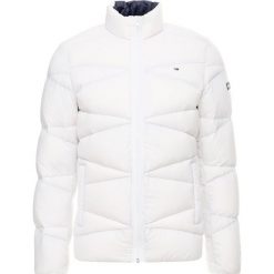 Tommy Jeans LIGHT DOWN Kurtka puchowa white. Białe kurtki męskie bomber Tommy Jeans, m, z jeansu. Za 799,00 zł.