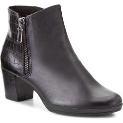 Botki MARCO TOZZI - 2-25388-39 Anthracite A.C 229. Czarne botki damskie na obcasie marki Marco Tozzi, z materiału. W wyprzedaży za 239,00 zł.