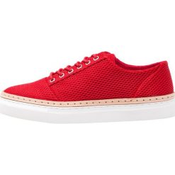 Trampki i tenisówki damskie: Whyred BEETON Tenisówki i Trampki red