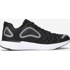 Czarno-Szare Buty Sportowe Jamila. Czarne buty sportowe męskie Born2be, z softshellu, na sznurówki. Za 89,99 zł.