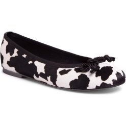 Baleriny EVA MINGE - EM-23-07-000634 646. Czarne baleriny damskie Eva Minge, bez wzorów, ze skóry, bez obcasa. Za 399,00 zł.