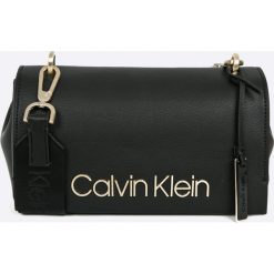 Torebki klasyczne damskie: Calvin Klein - Torebka
