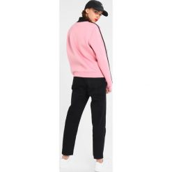 Bluzy damskie: Hype WOMENS CREWNECK HIGH NECK SPORTS Bluza pink/black