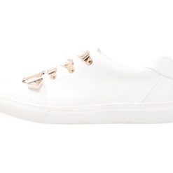 Trampki damskie slip on: Lost Ink Wide Fit SKYE WESTERN TRIM TRAINER Tenisówki i Trampki white