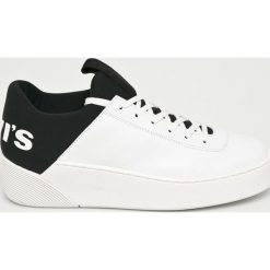 Levi's - Buty Mullet S. Czarne buty sportowe damskie Levi's®, bez wzorów, ze skóry, sportowe. W wyprzedaży za 399,90 zł.