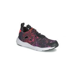 Buty Reebok Classic FURYLITE SR. Czarne trampki i tenisówki damskie Reebok Classic, bez wzorów, bez zapięcia. Za 319,20 zł.