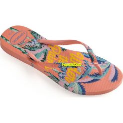 Havaianas - Japonki. Różowe klapki damskie Havaianas, bez wzorów, z materiału, bez obcasa, na obcasie. W wyprzedaży za 79,90 zł.