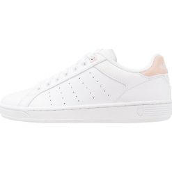 Trampki damskie slip on: KSWISS CLEAN COURT CMF Tenisówki i Trampki white/pale peach