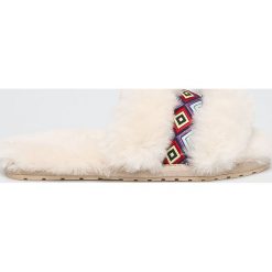 Emu Australia - Kapcie Wrenlette Tribal. Szare kapcie damskie EMU Australia, z materiału. Za 249,90 zł.