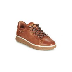 Buty Pikolinos BAEZA W8V. Pomarańczowe trampki i tenisówki damskie Pikolinos, bez wzorów, bez zapięcia. Za 479,00 zł.