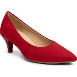 Półbuty GABOR - 41.350.45 Cherry. Czerwone półbuty damskie Gabor, bez wzorów, z zamszu, bez obcasa, na obcasie, bez zapięcia. Za 349,00 zł.