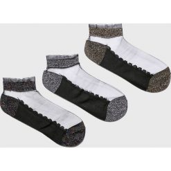 Answear - Skarpetki (3 pack). Szare skarpetki damskie marki ANSWEAR, z elastanu. Za 39,90 zł.