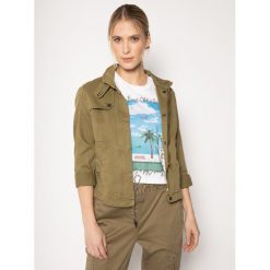Kurtka jeansowa G-Star Raw Overshirt WMN D16643-B423-B212. Zielone kurtki damskie G-Star RAW, s, bez wzorów, z bawełny, retro, bez kaptura. W wyprzedaży za 389,00 zł.