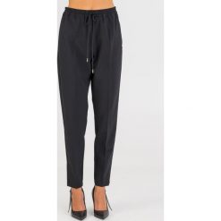 SPODNIE SAETTA SPORTMAX CODE. Czarne spodnie damskie Sportmax Code, z wełny. Za 557,40 zł.