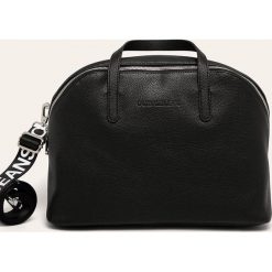Calvin Klein Jeans - Torebka. Czarne listonoszki damskie Calvin Klein Jeans, w paski, z jeansu, na ramię, duże, bez dodatków. Za 579,90 zł.