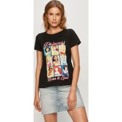 Noisy May - T-shirt. Czarne bluzki damskie Noisy May, s, z nadrukiem, z bawełny, z okrągłym kołnierzem. Za 119,90 zł.