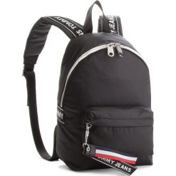 Plecak TOMMY JEANS - Logo Min AU0AU00185 002. Czarne plecaki męskie marki Tommy Jeans, z jeansu. W wyprzedaży za 319,00 zł.