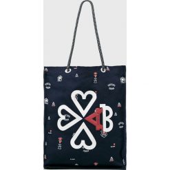 Scotch & Soda - Torebka. Niebieskie torebki klasyczne damskie marki Scotch & Soda, bez wzorów, z bawełny, casualowe, na ramię, duże, bez dodatków. Za 219,90 zł.