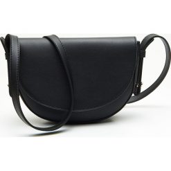 Torebka typu saddle bag - Czarny. Czarne torebki klasyczne damskie marki Cropp, bez wzorów, bez dodatków. Za 69,99 zł.