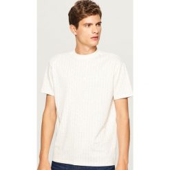 T-shirty męskie: T-shirt z mini wzorem - Kremowy