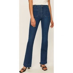 Wrangler - Jeansy Flare. Niebieskie jeansy damskie Wrangler, z podwyższonym stanem. W wyprzedaży za 229,90 zł.