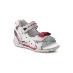 LASOCKI KIDS CI12-OLA-08. Białe sandały dziewczęce Lasocki Kids, ze skóry, bez zapięcia. Za 89,99 zł.