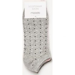 3 pack stopek. Szare skarpetki damskie Moodo, bez wzorów. Za 14,99 zł.