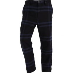 Chinosy męskie: GStar BRONSON LOOSE Chinosy black/imperial blue