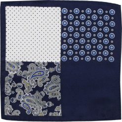 Granatowa Elegancka Męska Poszetka w Poczwórny Wzór -ALTIES- 22x22 cm POSZALTTANIA0480. Niebieskie poszetki męskie Alties, z materiału, eleganckie. Za 16,90 zł.