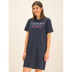 Koszula nocna TOMMY HILFIGER Remix UW0UW01638. Niebieskie koszule nocne damskie TOMMY HILFIGER, m, bez wzorów, z bawełny, bez kołnierzyka, bez rękawów. W wyprzedaży za 149,00 zł.