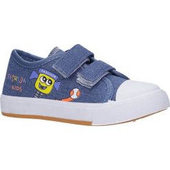 Niebieskie trampki na rzepy casu 2019-22. Niebieskie trampki chłopięce Casu, bez wzorów, na rzepy. Za 49,99 zł.