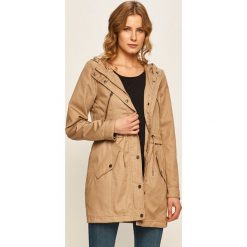 Vero Moda - Parka. Czarne kurtki damskie Vero Moda, s, bez wzorów, z bawełny, długie, z kapturem. W wyprzedaży za 159,90 zł.