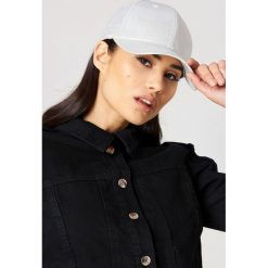 Dr Denim Czapka z daszkiem Lex - Silver. Szare czapki z daszkiem damskie Dr.Denim, z denimu. W wyprzedaży za 40,48 zł.