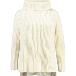 Swetry klasyczne damskie: Zalando Essentials Sweter winter white