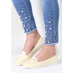 Żółte Lordsy Sound Of Catwalk. Żółte baleriny damskie vices, ze skóry, bez obcasa, na płaskiej podeszwie. Za 24,99 zł.