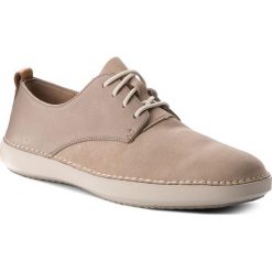 Półbuty CLARKS - Komuter Walk 261327097 Sand Combi. Szare półbuty męskie Clarks, na co dzień, bez wzorów, ze skóry, bez zapięcia. W wyprzedaży za 209,00 zł.