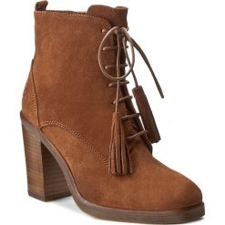 Botki BRONX - 33888-H BX 956 Mid Brown 21. Brązowe botki damskie na obcasie marki Bronx, ze skóry. W wyprzedaży za 319,00 zł.