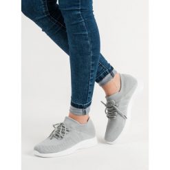 TEKSTYLNE OBUWIE SPORTOWE. Różowe buty sportowe damskie Merg, bez wzorów, bez zapięcia. Za 49,90 zł.