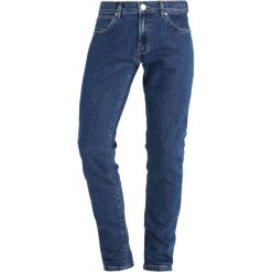 Rurki męskie: Wrangler LARSTON Jeansy Slim Fit darkstone