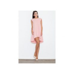 Sukienka M450 Róż. Różowe sukienki damskie FIGL, xxl, bez wzorów, eleganckie, z asymetrycznym kołnierzem, bez rękawów, asymetryczne. Za 149,00 zł.
