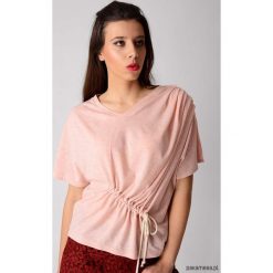 Wełniany melanżowy t-shirt z wiązaniem. Szare bluzki damskie nietoperze Pakamera, s, bez wzorów, z bawełny, bez kołnierzyka. Za 126,00 zł.